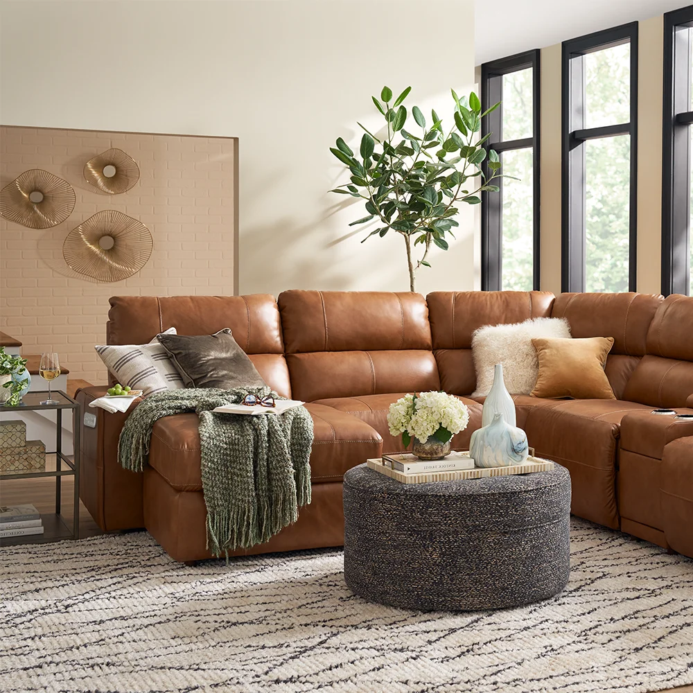 La-Z-Boy Maddox Sectional - Creative Interiors